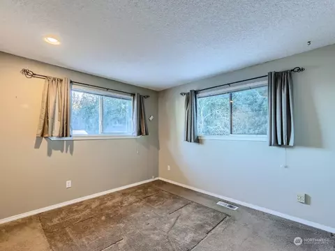 2730 Forest View Dr, Everett, WA 98203 photo 10