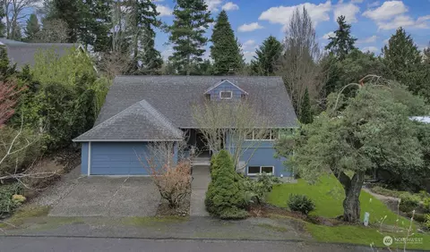 2327 NE 91st St, Seattle, WA 98115