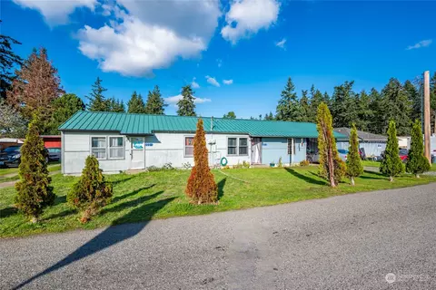 3209 Whitney Dr, Oak Harbor, WA 98277