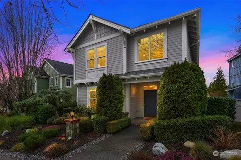 1554 NE Iris St, Issaquah, WA 98029