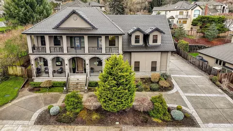 2030 NW Lacamas Dr, Camas, WA 98607