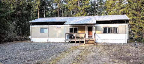 1481 NE Nace Blvd, Belfair, WA 98528
