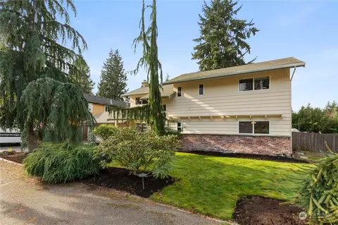 18614 78th Pl W, Edmonds, WA 98026