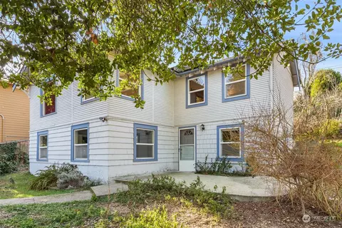 5433 32nd Ave SW, Seattle, WA 98126