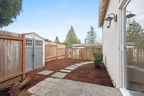 Exterior - 11925 9th Ave W, Everett, WA 98204 photo 2 of 5
