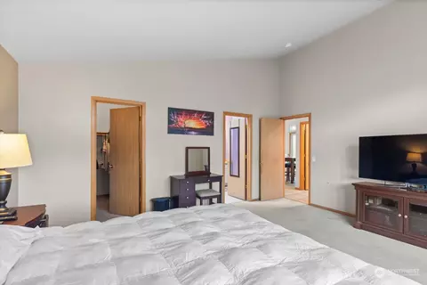 Bedroom - 11925 9th Ave W, Everett, WA 98204 photo 3 of 5