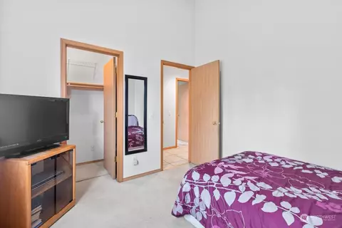 Bedroom - 11925 9th Ave W, Everett, WA 98204 photo 5 of 5