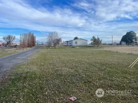 19277 Rd A3 NE, Soap Lake, WA 98851