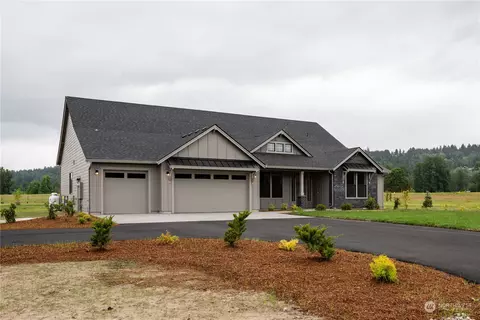 5475 NW Big Buck Pl #86, Bremerton, WA 98312