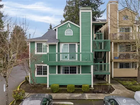 22700 30th Ave S #A102, Des Moines, WA 98198