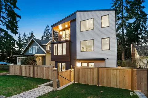 9207 1st Ave NW, Seattle, WA 98117
