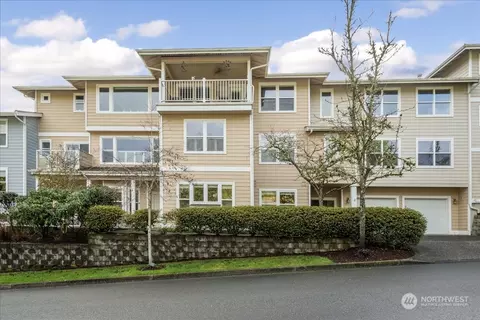 22629 SE 44th Pl, Issaquah, WA 98029