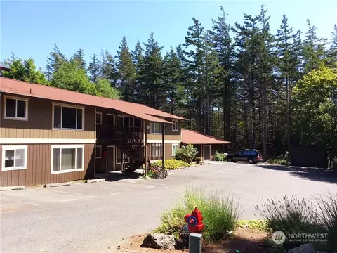 172 Lovers Ln #B-104, Eastsound, WA 98245 photo 3