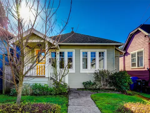107 NE 54th St, Seattle, WA 98105
