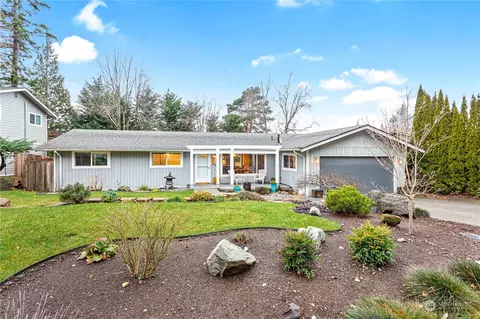 812 40th St, Bellingham, WA 98229