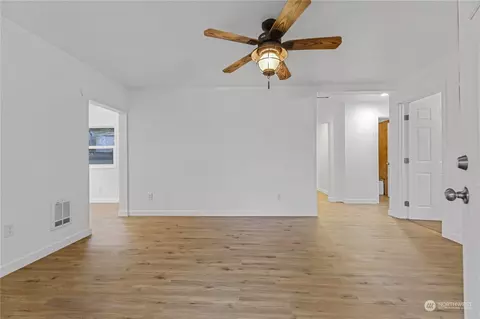 6704 Fleming St, Everett, WA 98203 photo 7
