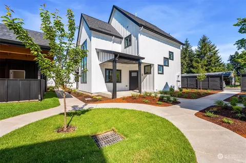 11813 NW 38th Ave #G, Vancouver, WA 98685