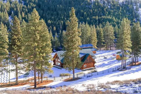 19 Poorman Creek Cut-off Rd, Twisp, WA 98856