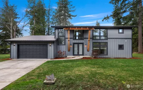 4784 Neptune Cir, Ferndale, WA 98248