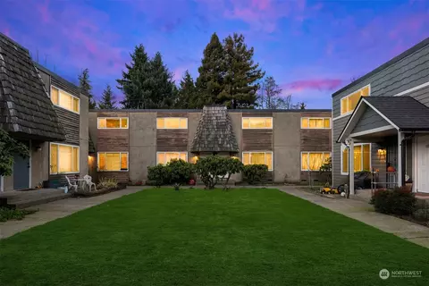 240 S 152nd St #T-105, Burien, WA 98148