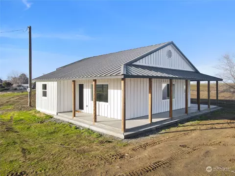 1994 W Atkinson Rd, Othello, WA 99344