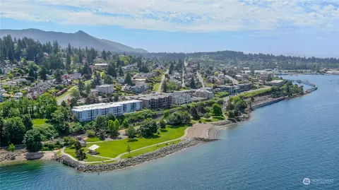 444 S State #209, Bellingham, WA 98225