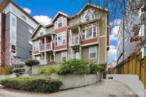 416 11th Ave E #C, Seattle, WA 98102