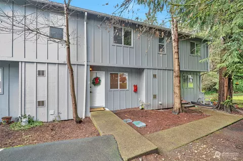 2818 60th Ln SE #D, Olympia, WA 98501