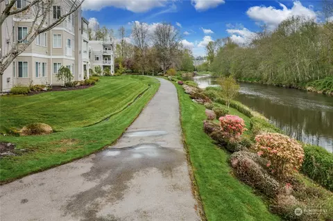 View/Area - 17426 Bothell Way NE #A305, Bothell, WA 98011 photo 2 of 5