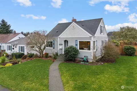244 S 54th St, Tacoma, WA 98408
