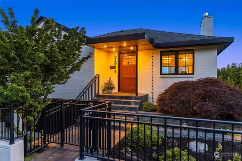 219 Ward St, Seattle, WA 98109