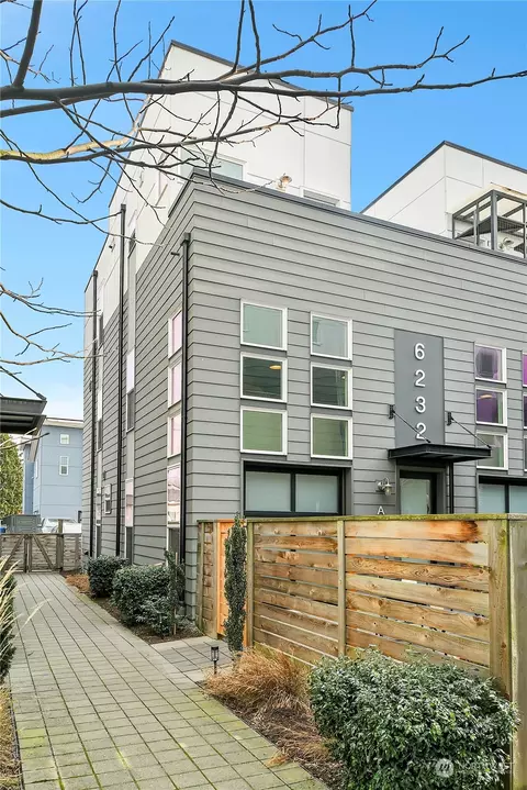 6232 Corson Ave S #A, Seattle, WA 98108