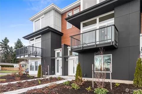 1228 Harrington Ave NE, Renton, WA 98056