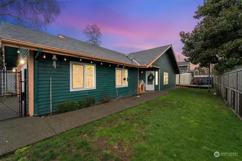 1713 Fourth St SE, Auburn, WA 98002