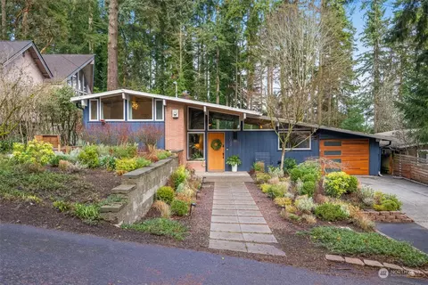 1022 NE 198th St, Shoreline, WA 98155
