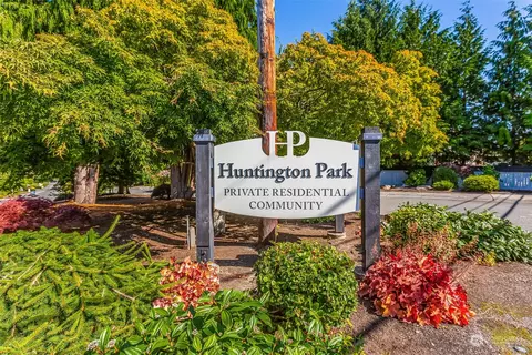 24721 11th Ave S, Des Moines, WA 98198
