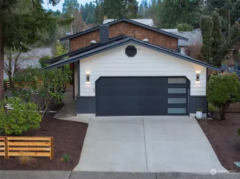 5608 169th Pl SW, Lynnwood, WA 98037