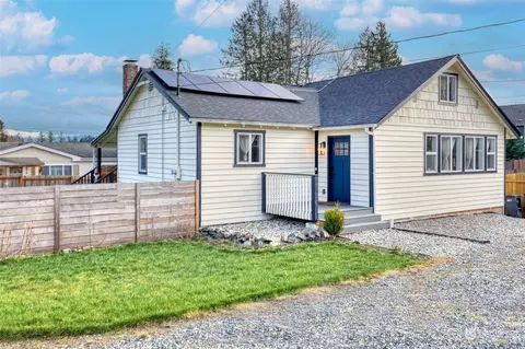 1227 99th Ave SE, Lake Stevens, WA 98258