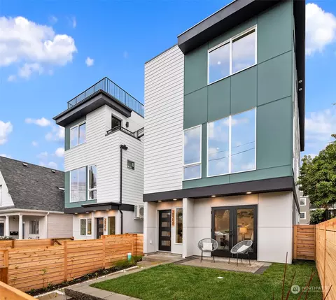 2825 NW 57th St, Seattle, WA 98107