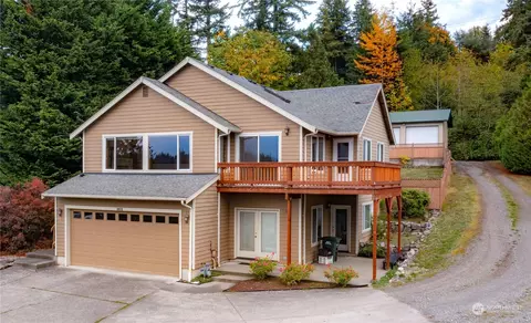 1121 34th St, Bellingham, WA 98229