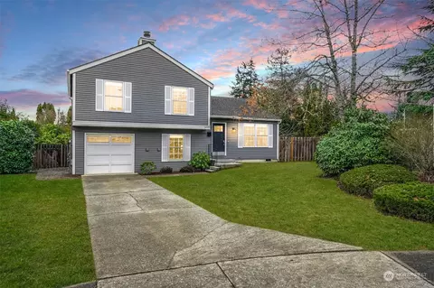 3603 NE 11th Ct, Renton, WA 98056