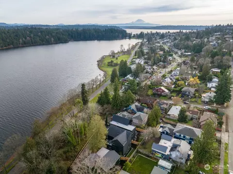 4703 Lake Washington Blvd S, Seattle, WA 98118