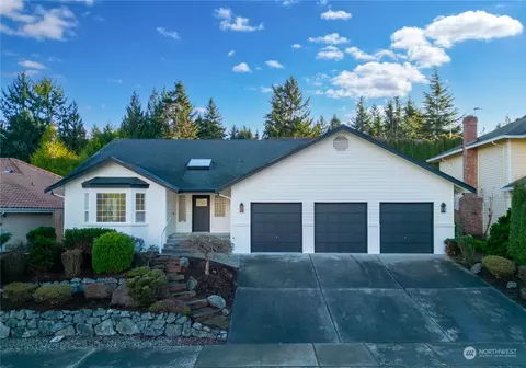 4013 SW 328th Pl, Federal Way, WA 98023