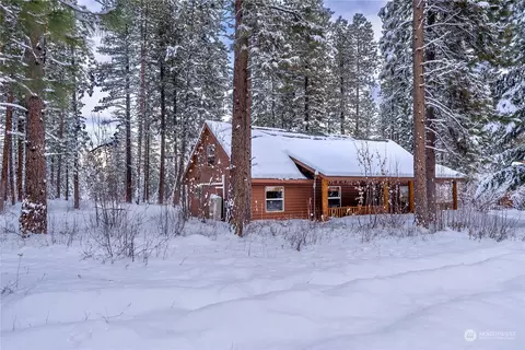 22 Liberty Ln, Winthrop, WA 98862