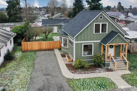 915 E St, Centralia, WA 98531 photo 3