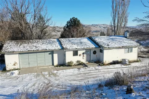 12 B Timothy Ln, Brewster, WA 98812