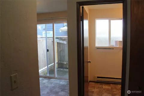 1729 Madison St, Everett, WA 98203 photo 10