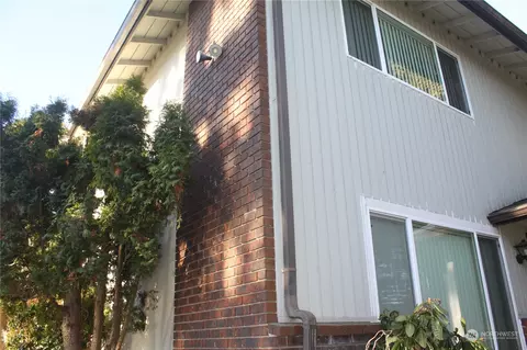 1729 Madison St, Everett, WA 98203 photo 2