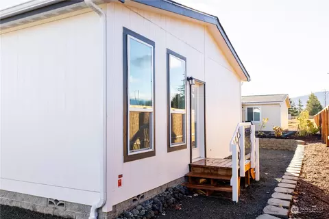 901 N Iris Ave, Sequim, WA 98382 photo 16