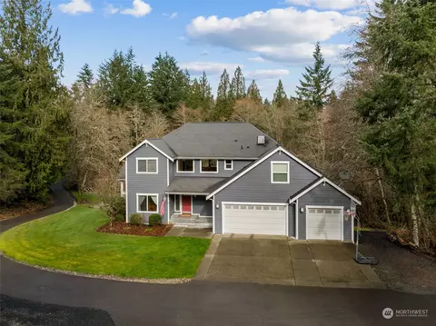520 104th Ln SE, Olympia, WA 98501